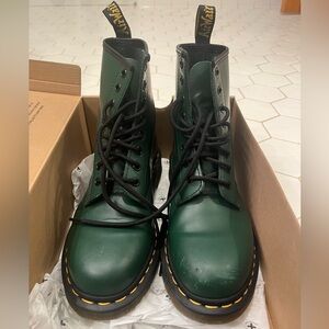 Dr. Martens 1460 Green Boots